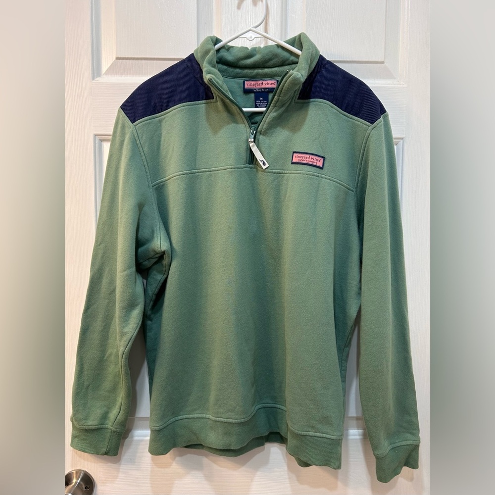 Vineyard Vines Sage Green Quarter-Zip Fleece with Navy Shoulder Yoke